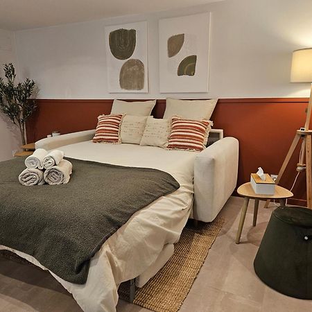 Elegante Escale A Orly Apartment ภายนอก รูปภาพ
